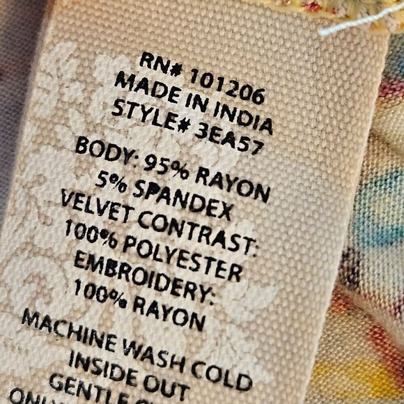 Soft Surroundings Fifi Floral Embroidered Boho Tunic Medium Petite - Picture 9 of 11